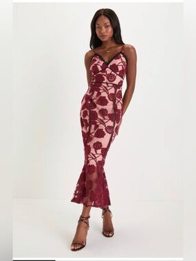 Lulu’s Burgundy Floral Mesh Lace Trumpet Midi Dress - size XS
